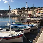 Grande Terrasse Emplacement Au A 1 Minute De La A Pieds 公寓 卡西斯