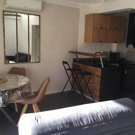 Apartment Grande Terrasse Emplacement Au A 1 Minute De La A Pieds Cassis