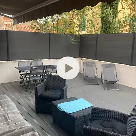 Apartment Grande Terrasse Emplacement Au A 1 Minute De La A Pieds Cassis